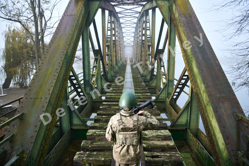 The Border is Honor ``Border Eagles Stand Vigilant on the Edirne Border``