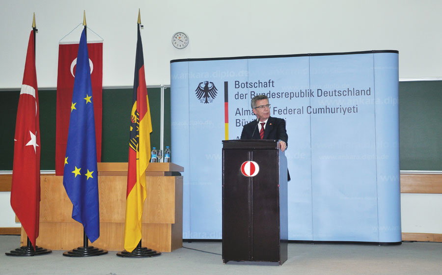 German Minister of Defence Dr. Thomas De Maiziére: “Russia Should Reconsider its Attitude Towards Assad’s Regime”