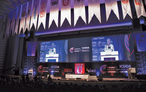 National and International Aerospace Industry Gathered at the ICDDA 2016