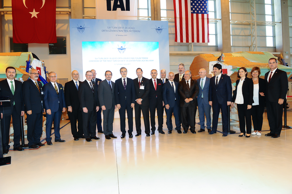 TAI Delivers First Turkish JSF/F-35 Center Fuselage