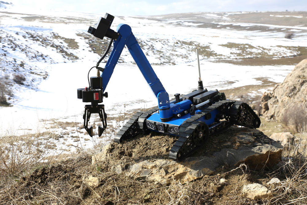 Elektroland Prepares to Launch an Explosive Ordnance Disposal Robot Production and Training Center