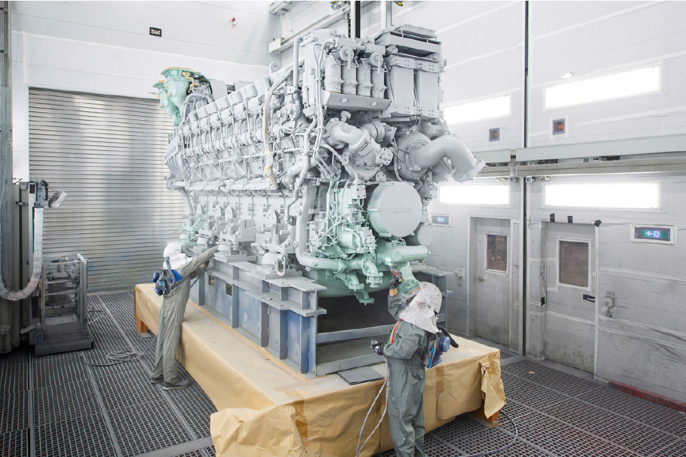 Rolls-Royce Delivers 16-Cylinder Version of MTU Series 8000 for the First Time
