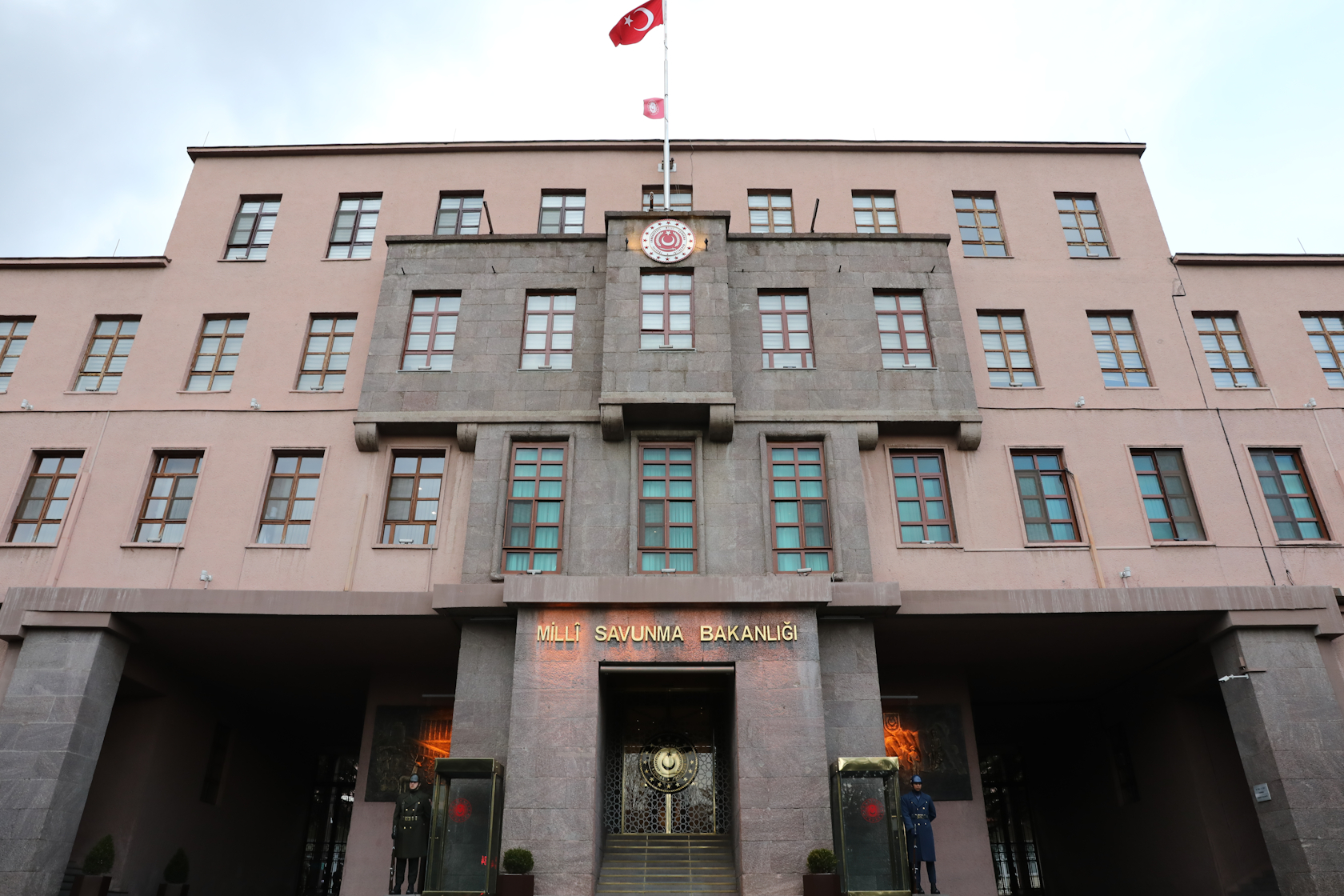 TÜRKİYE’NİN KARADENİZ’E YÖNELİK GÜVENLİK ANLAYIŞI VE NATO KARARGÂHLARI